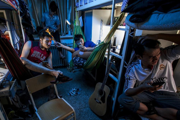 适合寝室开黑的游戏